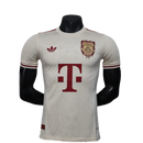CAMISETA BAYERN MUNICH 125th CUMPLEAÑOS BLANCA 25/26 HOMBRE (VERSIÓN JUGADOR)