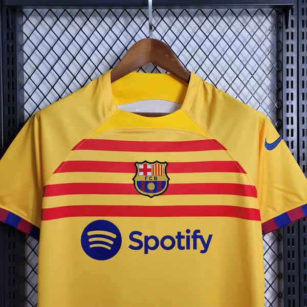 BARCELONA II 22-23 RETRO HOMBRE