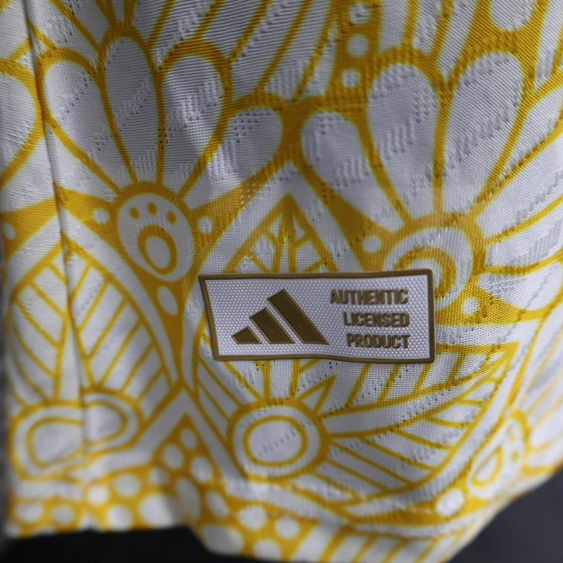CAMISETA REAL MADRID EDICIÓN ESPECIAL  24/25 HOMBRE (VERSIÓN JUGADOR)