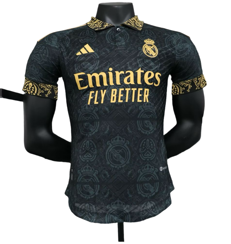 Camiseta-real-madrid-edición-limitada-negra-versíon-jugador