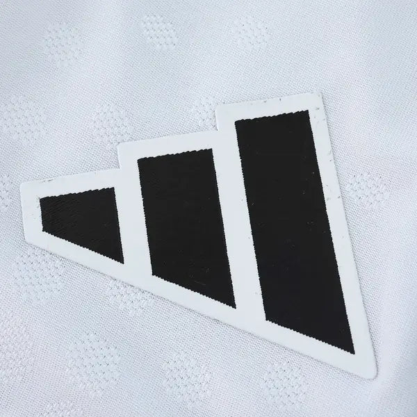 PANTALONES CORTOS NEWCASTLE I 25/26 VERSIÓN JUGADOR