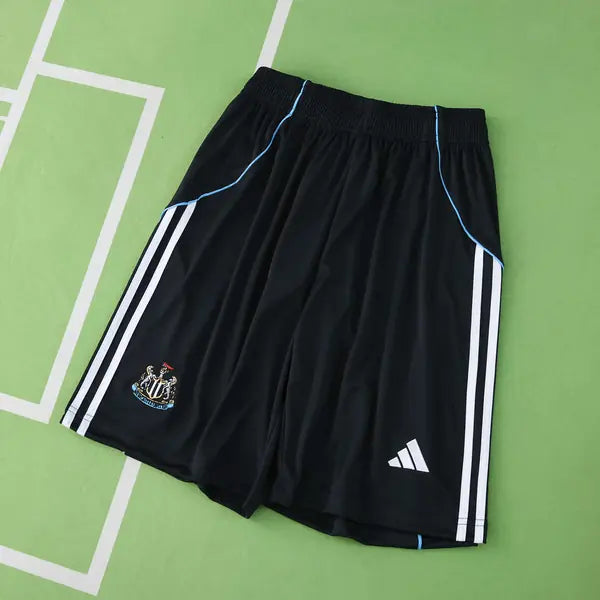 PANTALONES CORTOS NEWCASTLE I 25/26