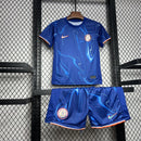 Camiseta Chelsea I 24/25 conjunto infantil azul - Camiseta - Chelsea - 24/25 - Conjunto infantil - Azul - Fútbol - Equipamiento deportivo - Niños - Estilo.