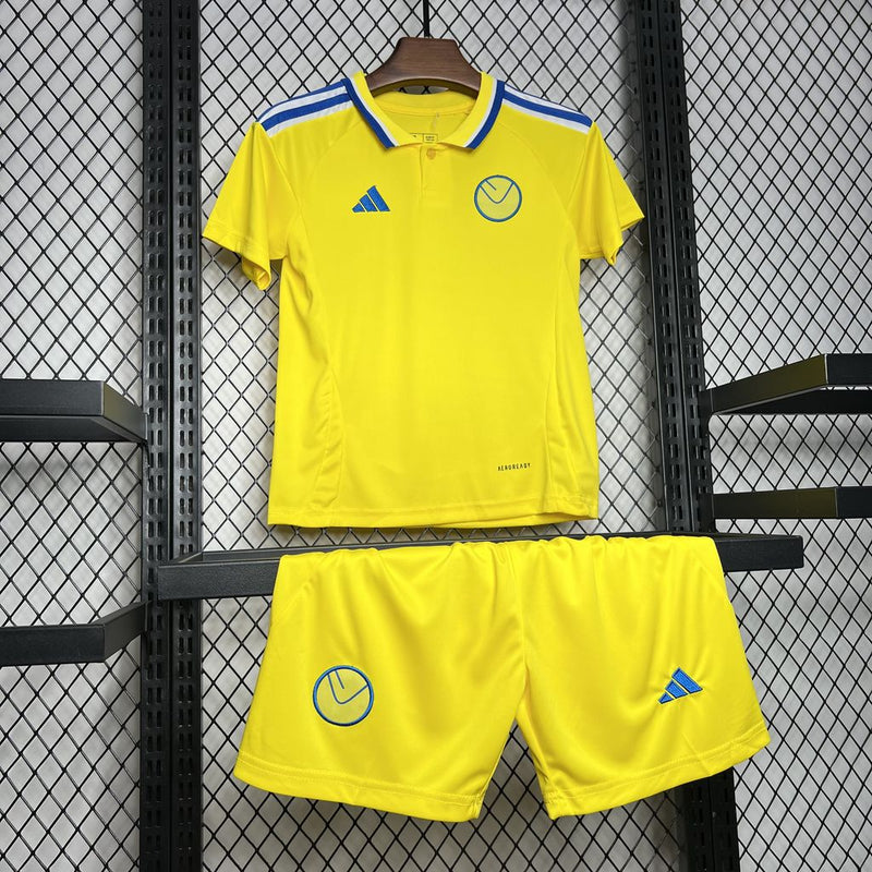 Camiseta Leeds United II 24/25 conjunto infantil amarillo - Camiseta - Leeds United - 24/25 - Conjunto infantil - Amarillo - Fútbol - Equipamiento deportivo - Niños - Estilo.