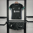 Camiseta Liverpool II 24/25 conjunto infantil negro - Camiseta - Liverpool - 24/25 - Conjunto infantil - Negro - Fútbol - Equipamiento deportivo - Niños - Estilo