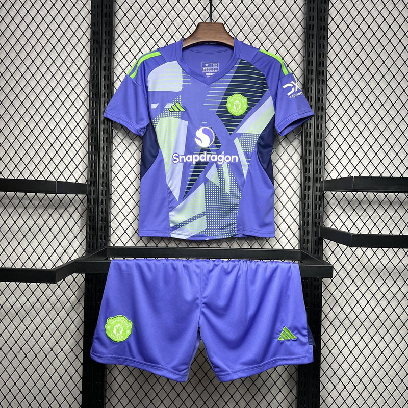 Camiseta Manchester United portero 24/25 conjunto infantil morado - Camiseta - Manchester United - Portero - 24/25 - Conjunto infantil - Morado - Fútbol - Equipamiento deportivo - Niños - Estilo.
