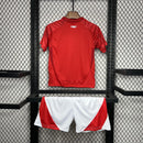 Camiseta Nottingham Forest I 24/25 conjunto infantil roja - Camiseta - Nottingham Forest - 24/25 - Conjunto infantil - Roja - Fútbol - Equipamiento deportivo - Niños - Estilo.