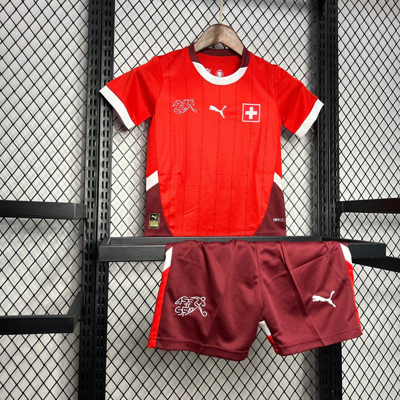 Camiseta Suiza I Euro 2024 conjunto infantil rojo - Camiseta - Suiza - Euro 2024 - Conjunto infantil - Rojo - Fútbol - Equipamiento deportivo - Niños - Estilo.
