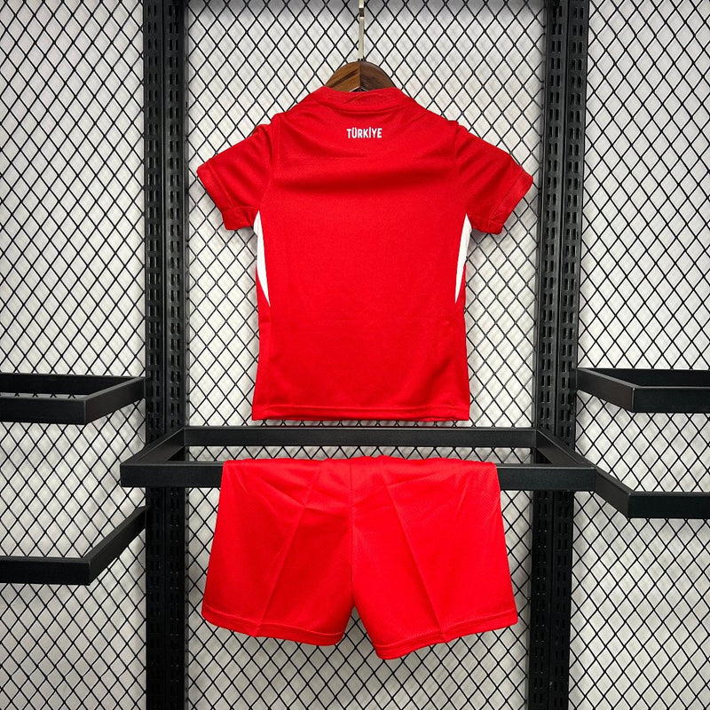 Camiseta Turquía II Euro 2024 conjunto infantil rojo - Camiseta - Turquía - Euro 2024 - Conjunto infantil - Rojo - Fútbol - Equipamiento deportivo - Niños - Estilo.