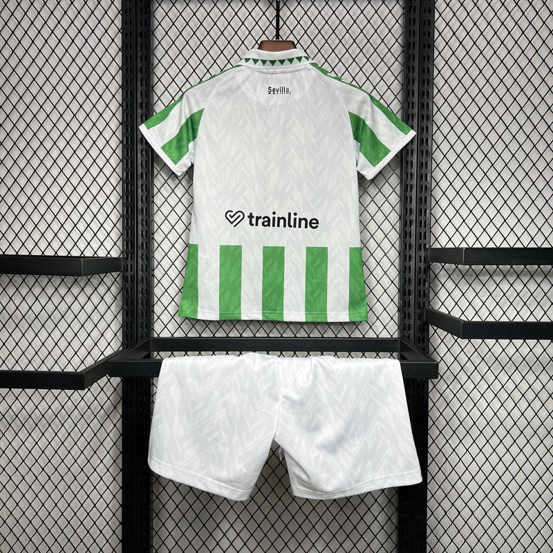 Conjunto infantil Real Betis 2024/25 - Blanco - Verde - Infantil - Real Betis - Temporada 2024-2025 - Fútbol - Equipamiento deportivo - Niños - Estilo.