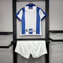 Conjunto infantil Real Sociedad blanco azul 2024/25 - Blanco - Azul - Infantil - Real Sociedad - Temporada 2024-2025 - Fútbol - Equipamiento deportivo - Niños - Estilo.