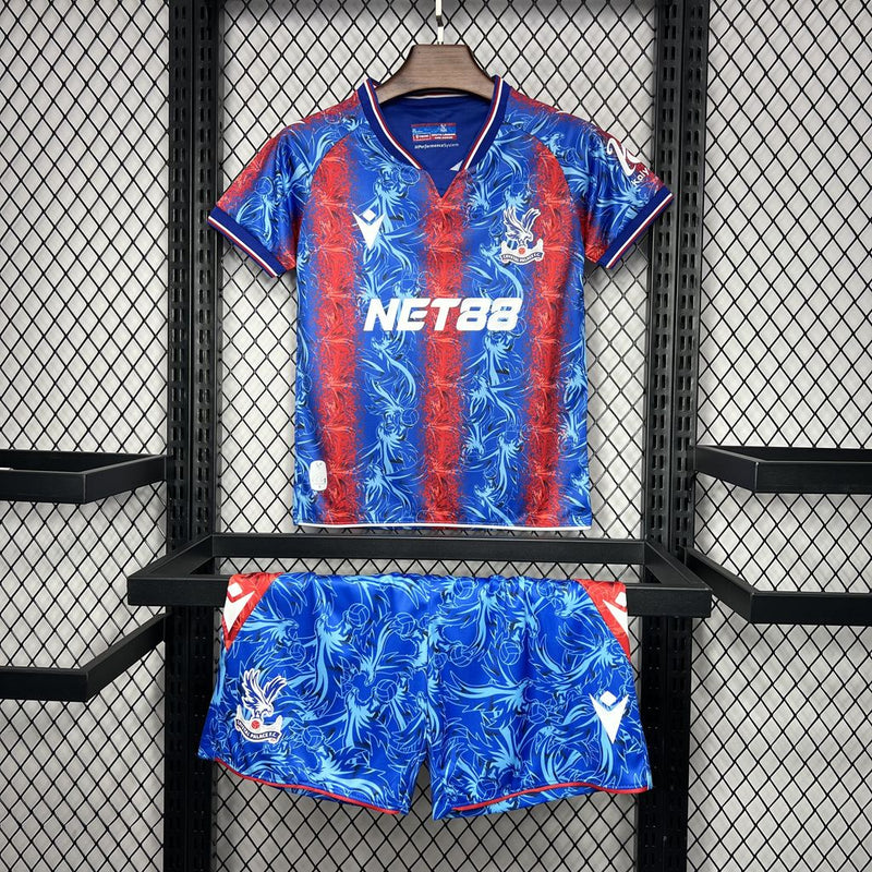 Crystal Palace I 24/25 conjunto infantil - Crystal Palace - 24/25 - Conjunto infantil - Fútbol - Equipamiento deportivo - Niños - Estilo.
