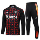 CHÁNDAL + PANTALONES MANCHESTER UNITED ENTRENAMIENTO VIII 24/25 HOMBRE