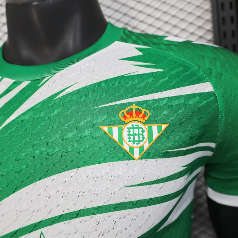 REAL BETIS NARUTO 25/26 HOMBRE VERSIÓN JUGADOR