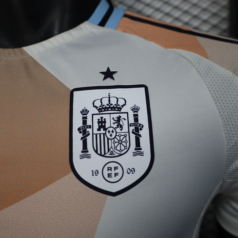 CAMISETA ESPAÑA II 25/26 HOMBRE (VERSIÓN JUGADOR)