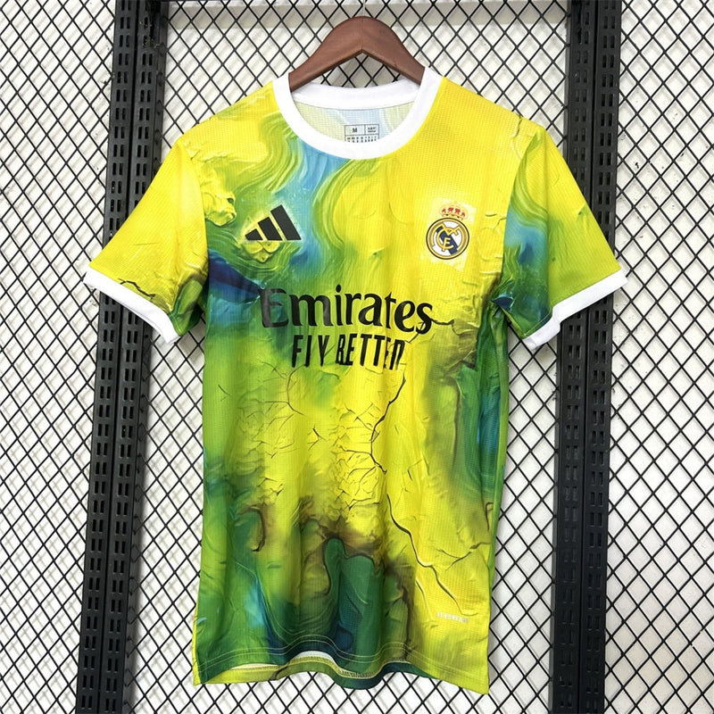 REAL MADRID EDICIÓN ESPECIAL AMARILLA 25/26