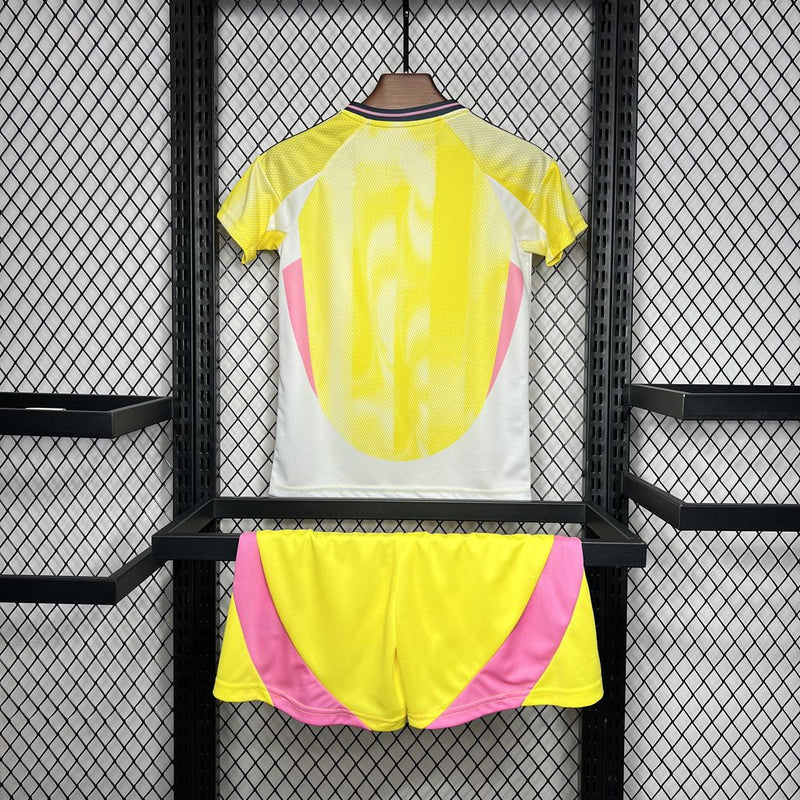 Juventus II 24/25 conjunto infantil - Juventus - 24/25 - Conjunto infantil - Fútbol - Equipamiento deportivo - Niños - Estilo.