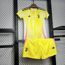 Juventus II 24/25 conjunto infantil - Juventus - 24/25 - Conjunto infantil - Fútbol - Equipamiento deportivo - Niños - Estilo.
