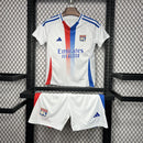 Lyon I 24/25 conjunto infantil blanco - Lyon - 24/25 - Conjunto infantil - Blanco - Fútbol - Equipamiento deportivo - Niños - Estilo