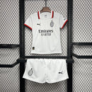 Milan II 24/25 conjunto infantil blanco - Milan - 24/25 - Conjunto infantil - Blanco - Fútbol - Equipamiento deportivo - Niños - Estilo.
