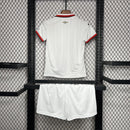 Milan II 24/25 conjunto infantil blanco - Milan - 24/25 - Conjunto infantil - Blanco - Fútbol - Equipamiento deportivo - Niños - Estilo.