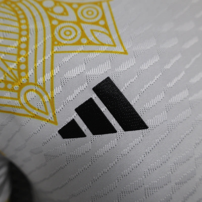 CAMISETA REAL MADRID EDICIÓN ESPECIAL  24/25 HOMBRE (VERSIÓN JUGADOR)