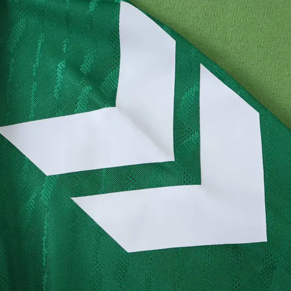 REAL BETIS NARUTO 25/26 HOMBRE VERSIÓN JUGADOR