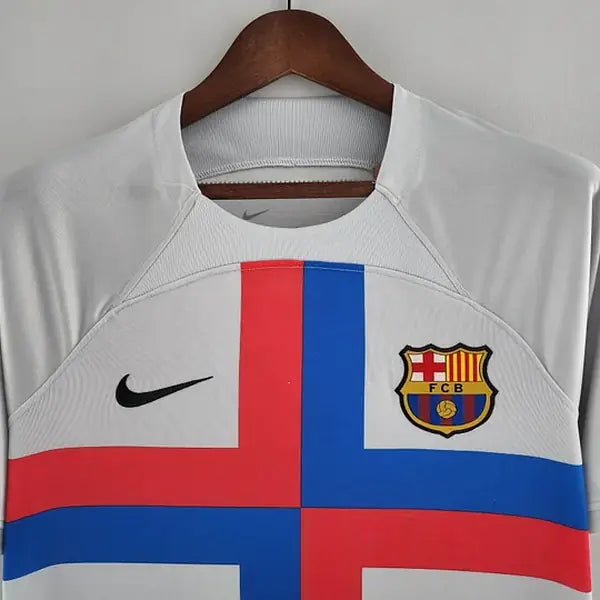 BARCELONA III 22-23 RETRO HOMBRE